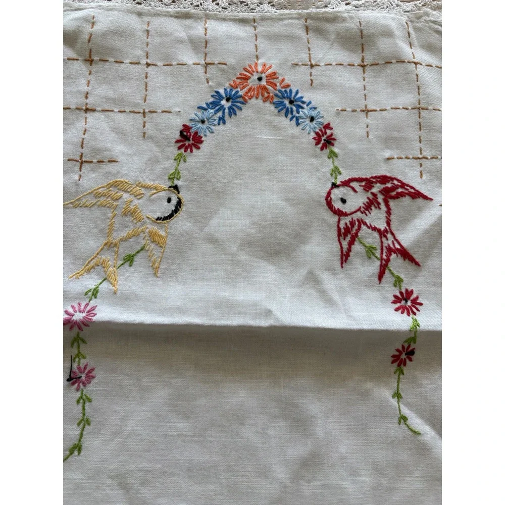 Vintage Handmade Embroidered Table Runner Birds Flowers Lace Trim White 33x12